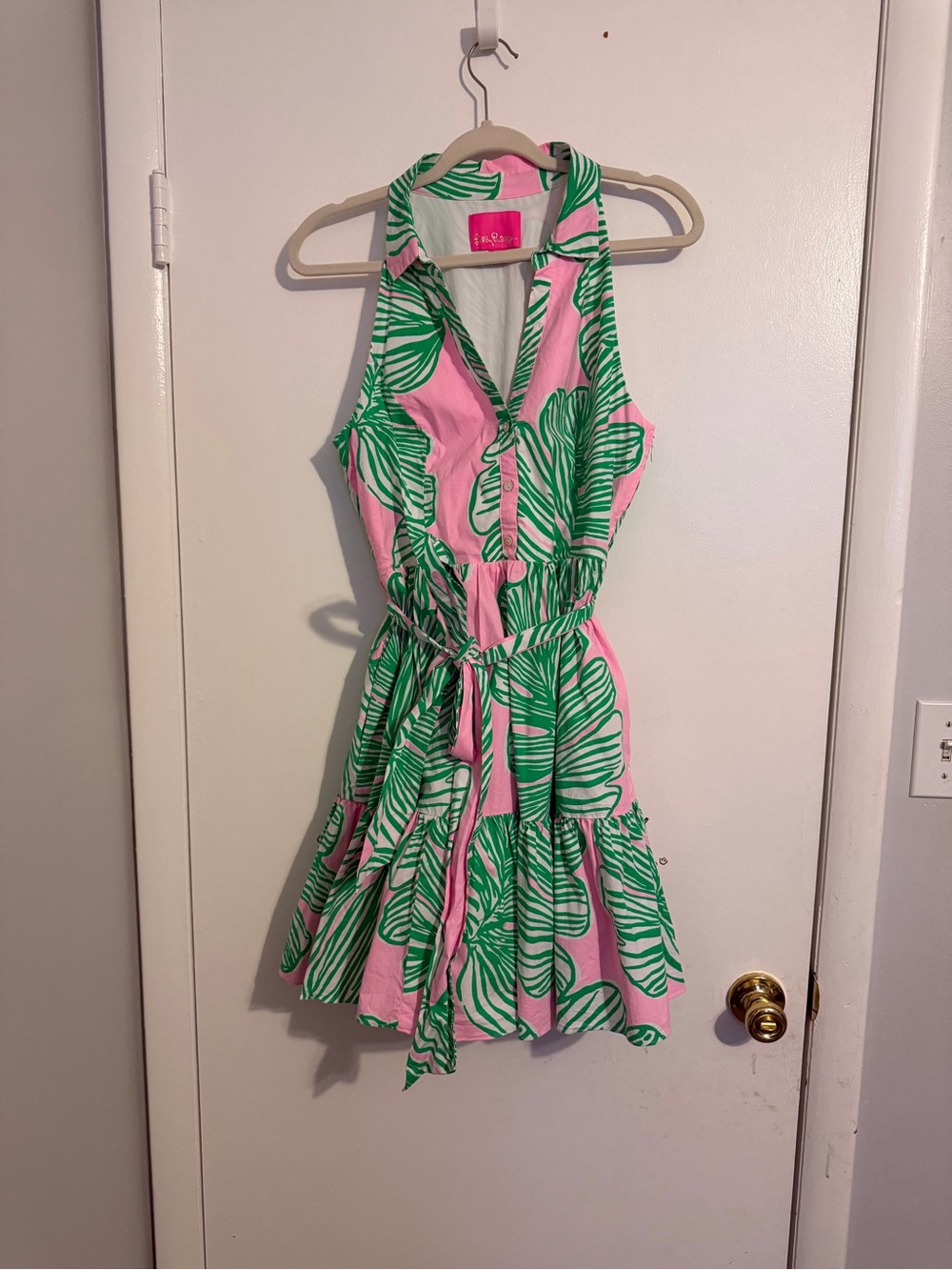 Lilly Pulitzer Size 10 Pink & Green Leaf Halter Dress